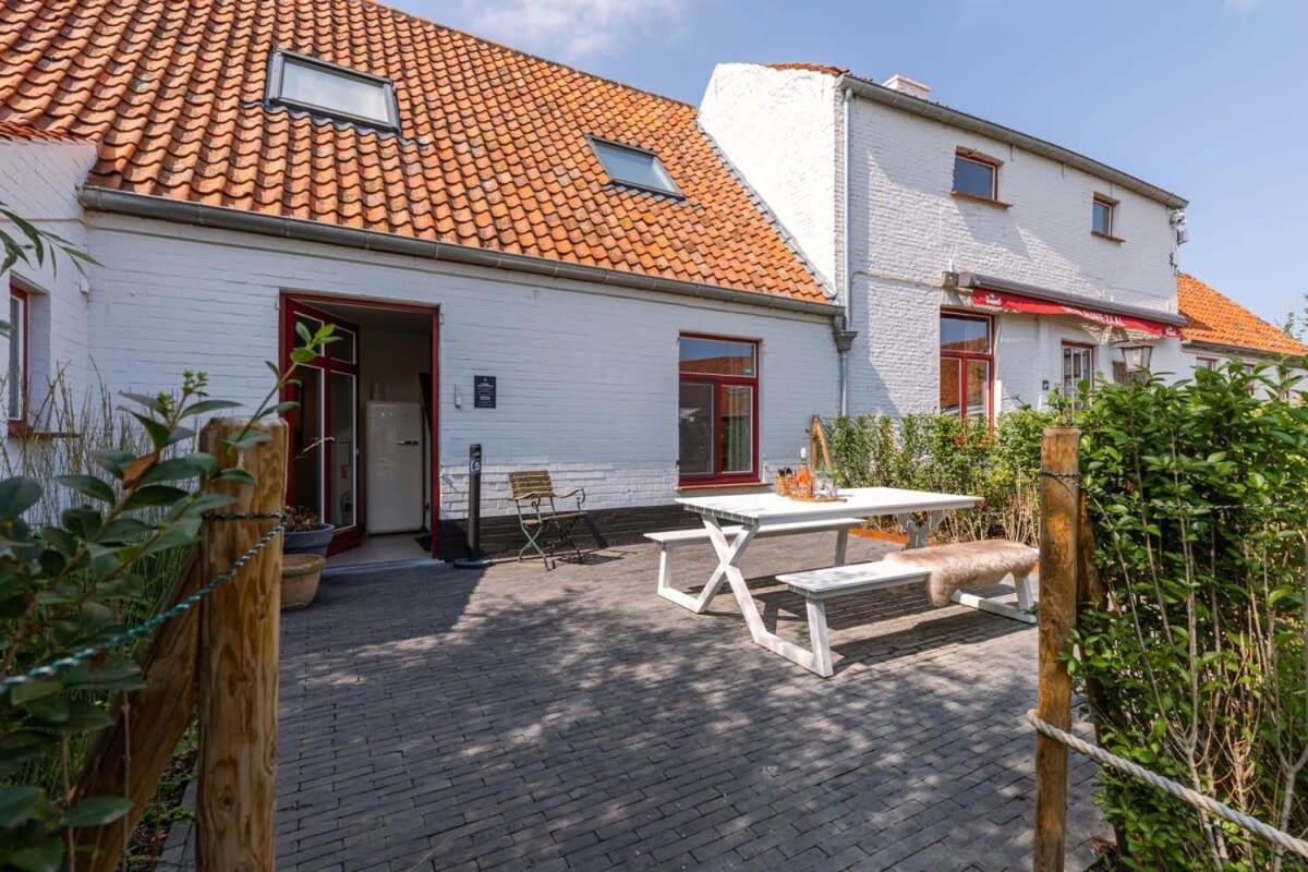 Huswell - Lord - Charming Double Room At Ranch "De Blauwe Zaal" Bruges Exterior photo